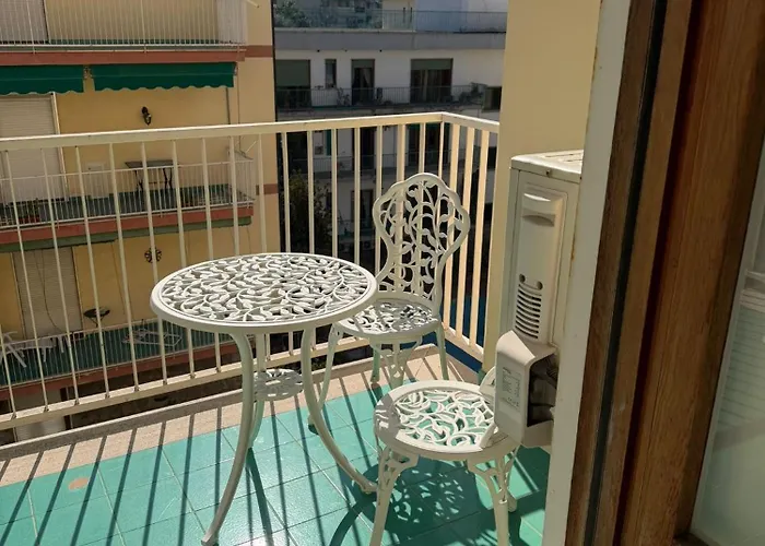 בית הארחה A I R House 2 3*