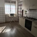 A I R House 2