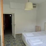 A I R House 2