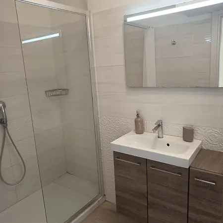 Gæstehus A I R House 2 3*