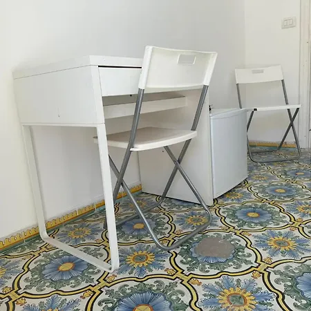 בית הארחה A I R House 2 סורנטו